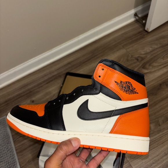 Jordan 1 Shatter the backboard SIZE11